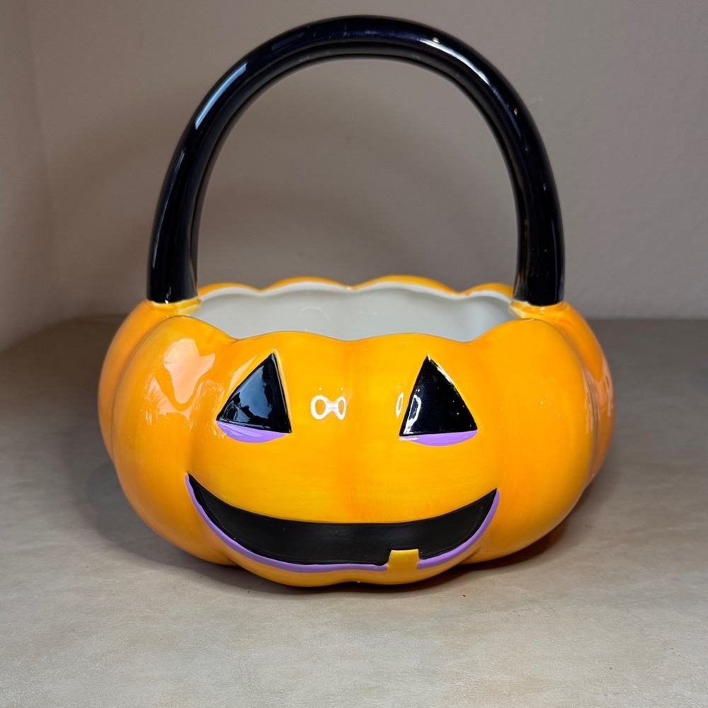Target Ceramic Halloween Jack-o-Lantern Basket 10x9.75x9.5"